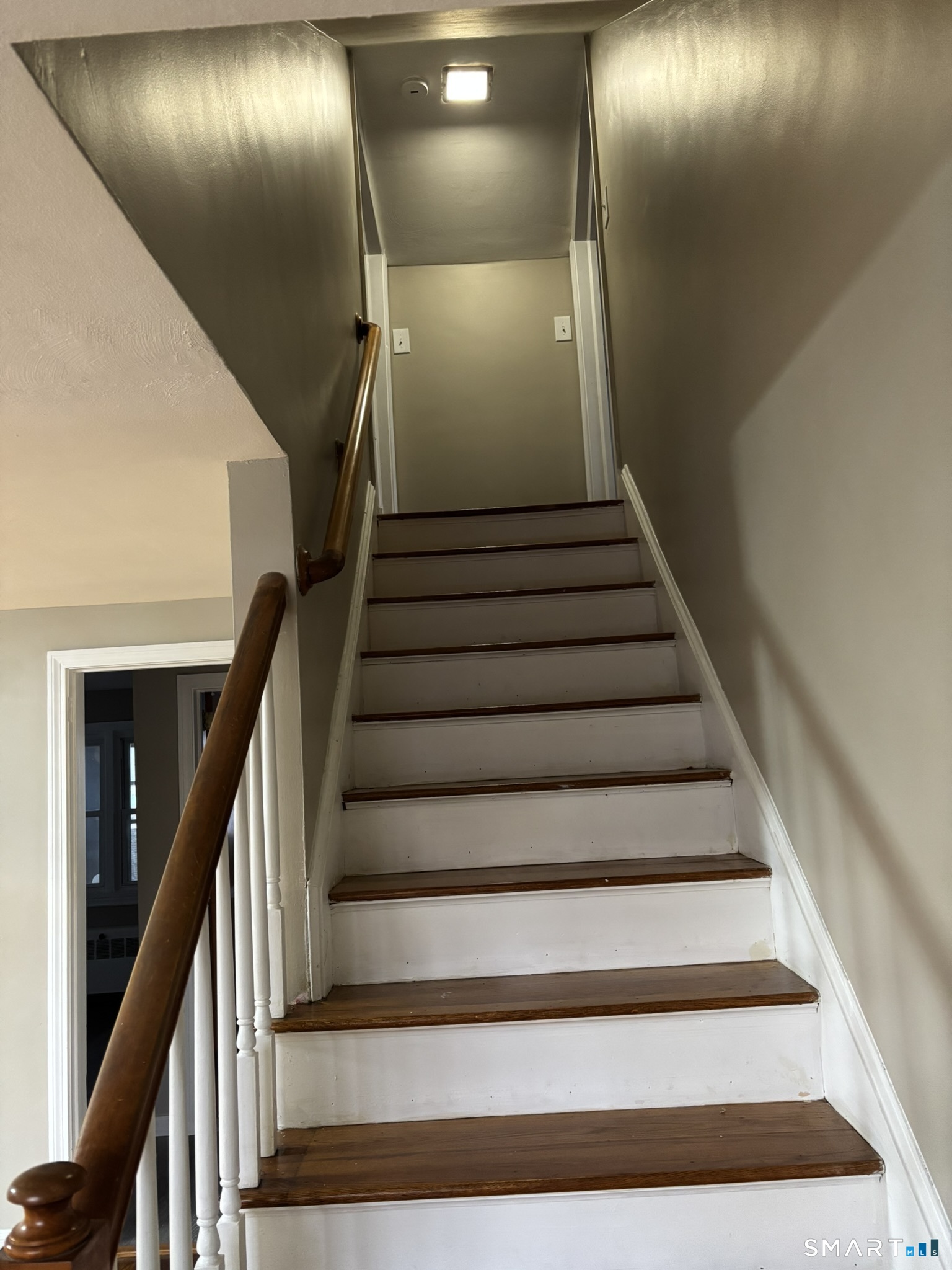 166 George Street Hartford, CT 06114 - Photo 16 of 29