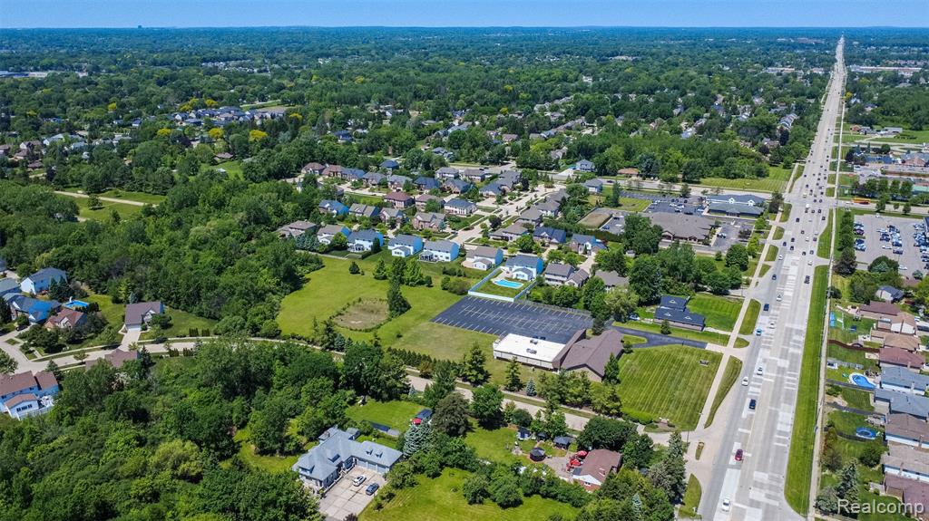 38505 Dequindre Road Troy, MI 48083 - Photo 4 of 9