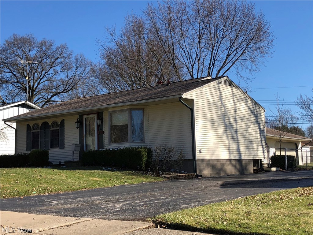 1869 Whinnery Road Salem, OH 44460 - Photo 1 of 24 Gallery Image 1