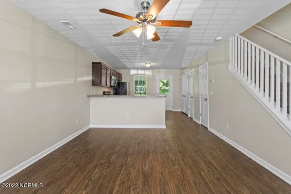 $1,300 | 111 Virginias Landing Court, Richlands, NC 28574
