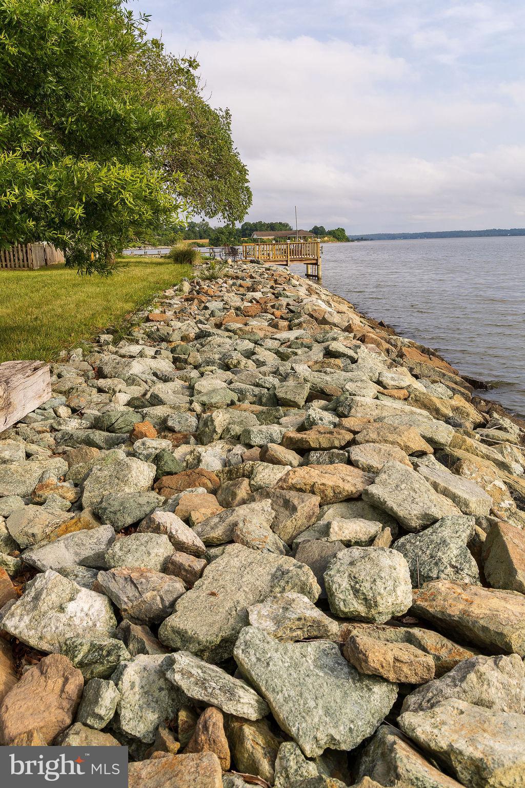 6225 Sandy Point Road Prince Frederick, MD 20678 - Photo 28 of 45 a view of a city