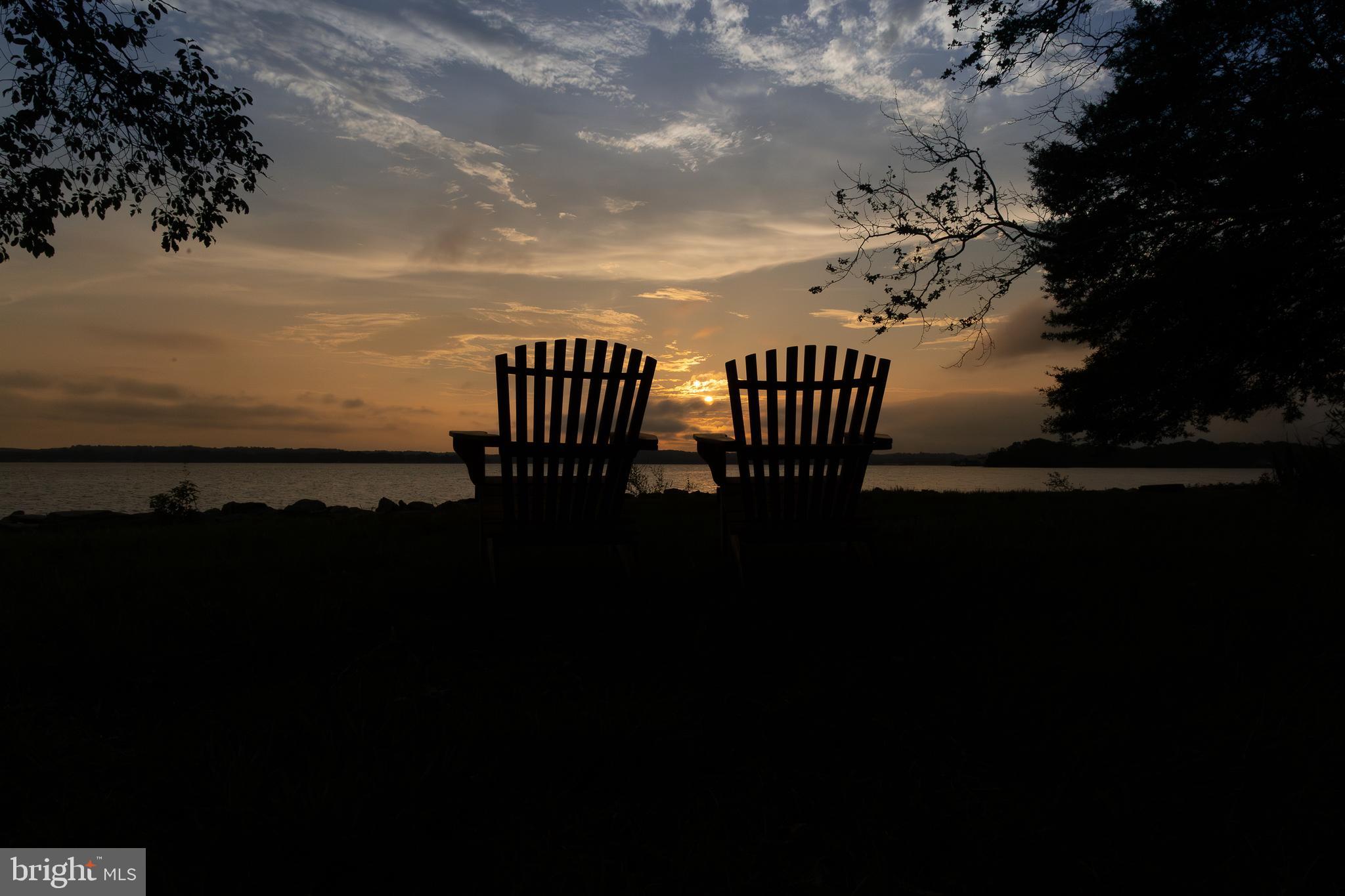 6225 Sandy Point Road Prince Frederick, MD 20678 - Photo 7 of 45 a view of a balcony with mountain view and lake view
