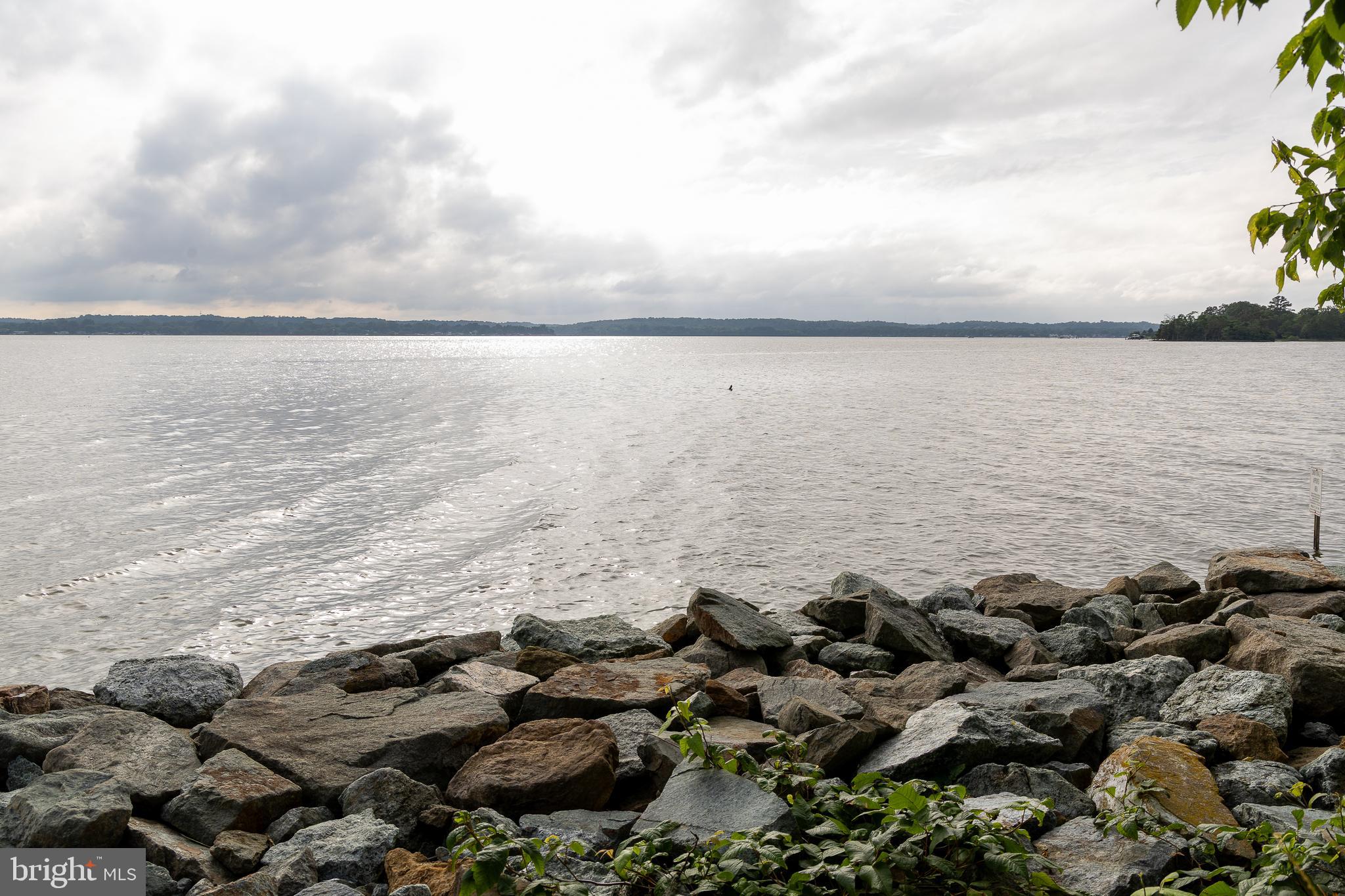 6225 Sandy Point Road Prince Frederick, MD 20678 - Photo 10 of 45