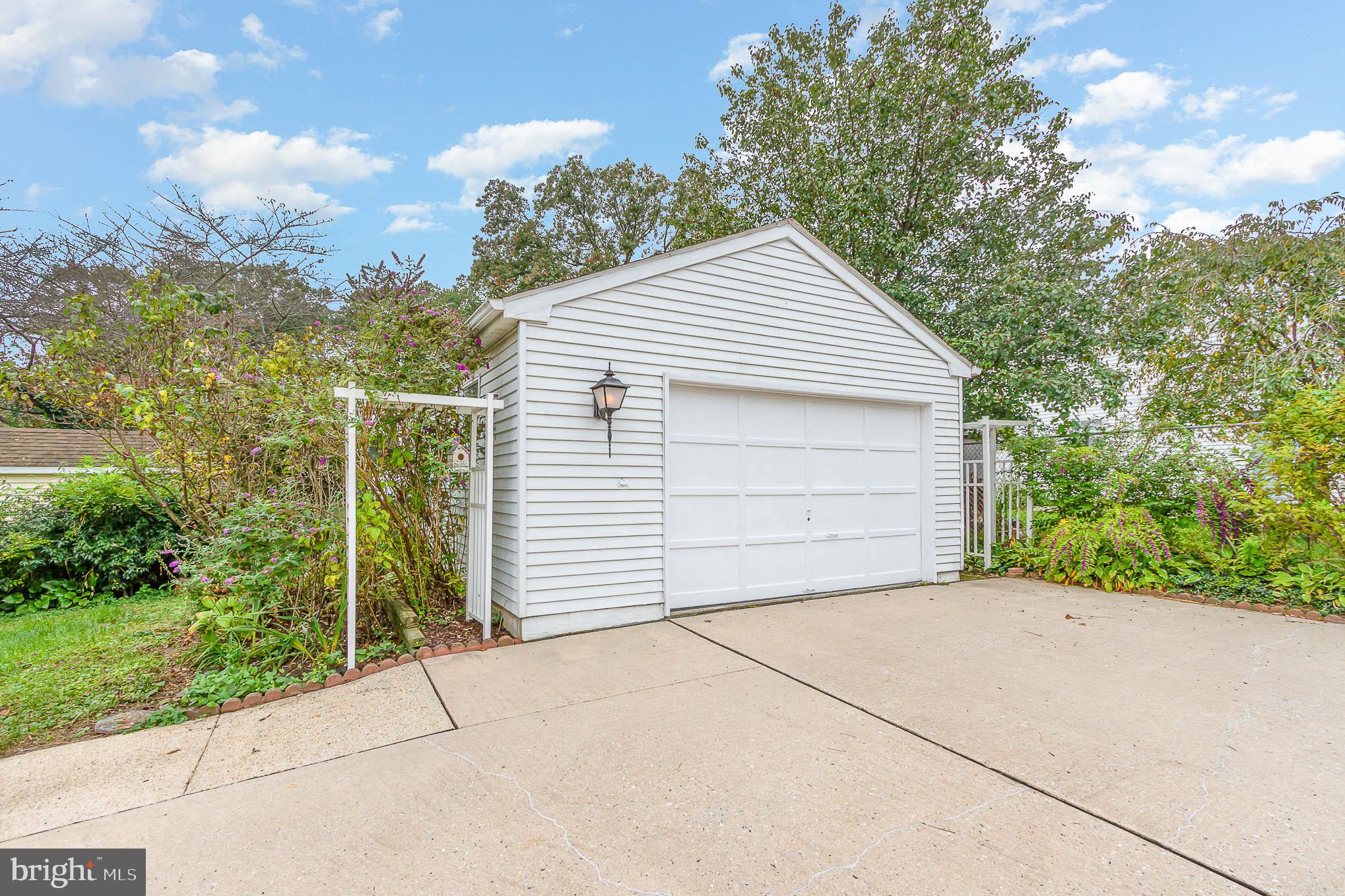 4309 Silver Spring Road Perry Hall, MD 21128 - Photo 6 of 26 Gallery Image 6