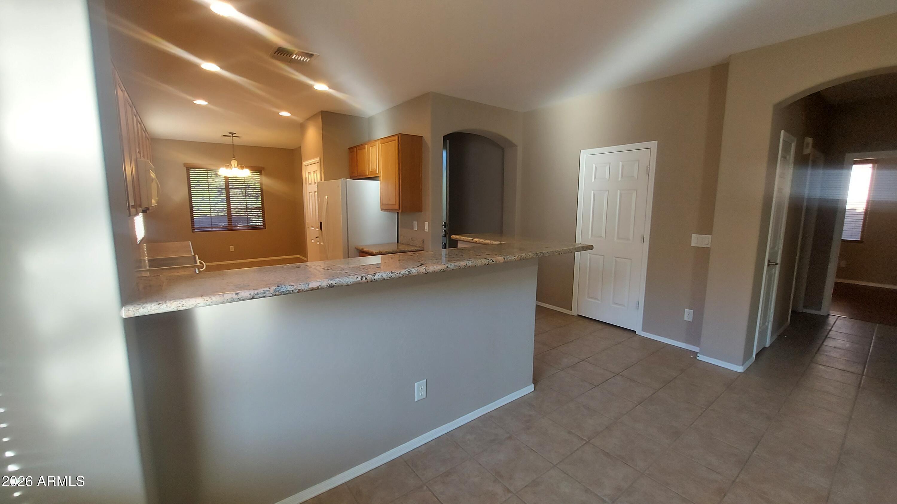 4147 South Bandit Court Gilbert, AZ 85297 - Photo 5 of 17 1000015773