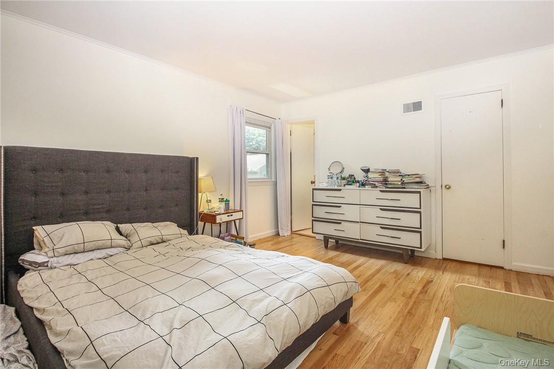 238 Rosehill Avenue New Rochelle, NY 10804 - Photo 13 of 21
