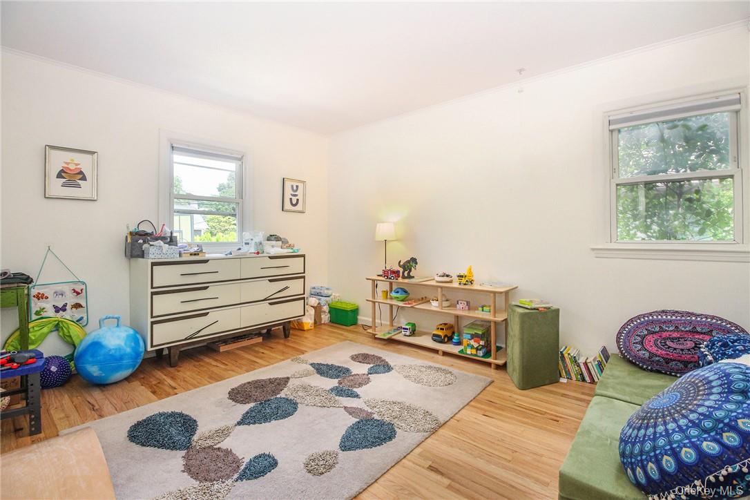 238 Rosehill Avenue New Rochelle, NY 10804 - Photo 16 of 21