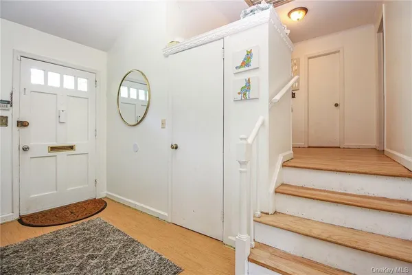 $900,000 | 238 Rosehill Avenue, New Rochelle, NY 10804
