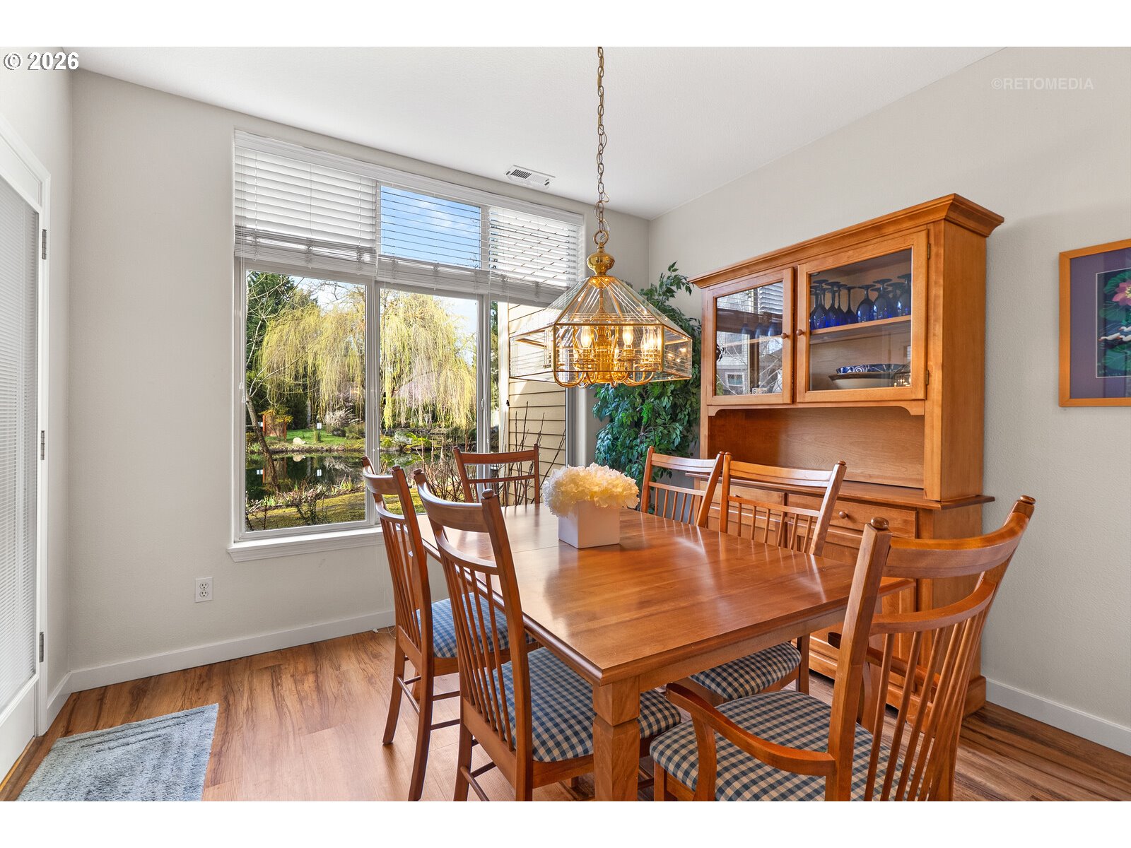 8325 Southwest Seneca Street Tualatin, OR 97062 - Photo 11 of 41