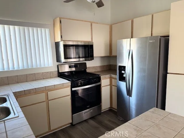 $2,395 | 79700 Ave 42, Unit 9, Bermuda Dunes, CA 92203