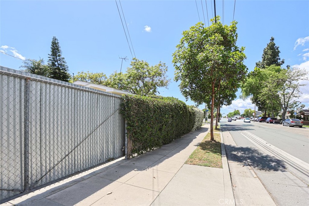 600 South Emily Street Anaheim, CA 92805 - Photo 20 of 22