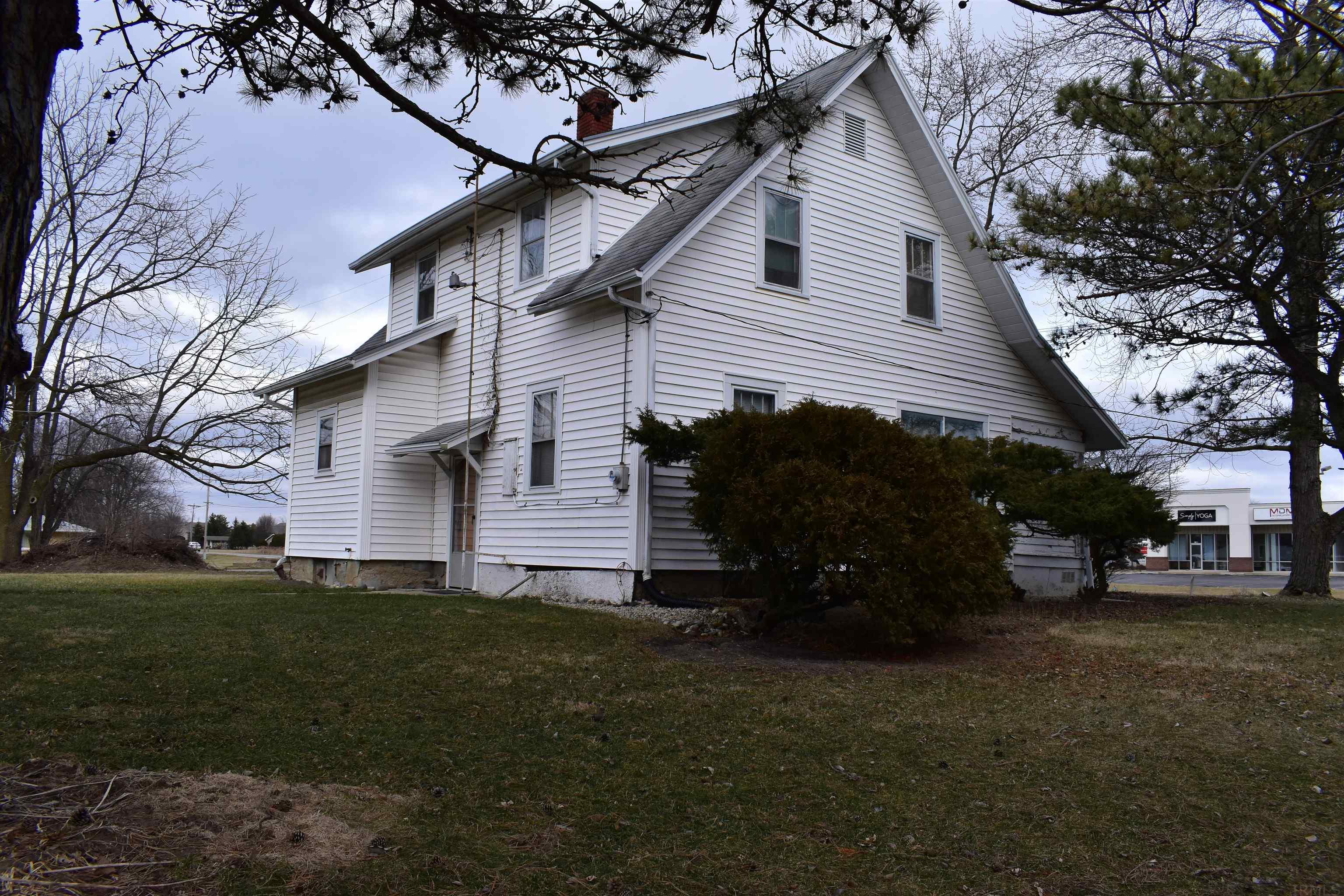 10811 Coldwater Road Fort Wayne, IN 46845 - Photo 11 of 36 Gallery Image 11