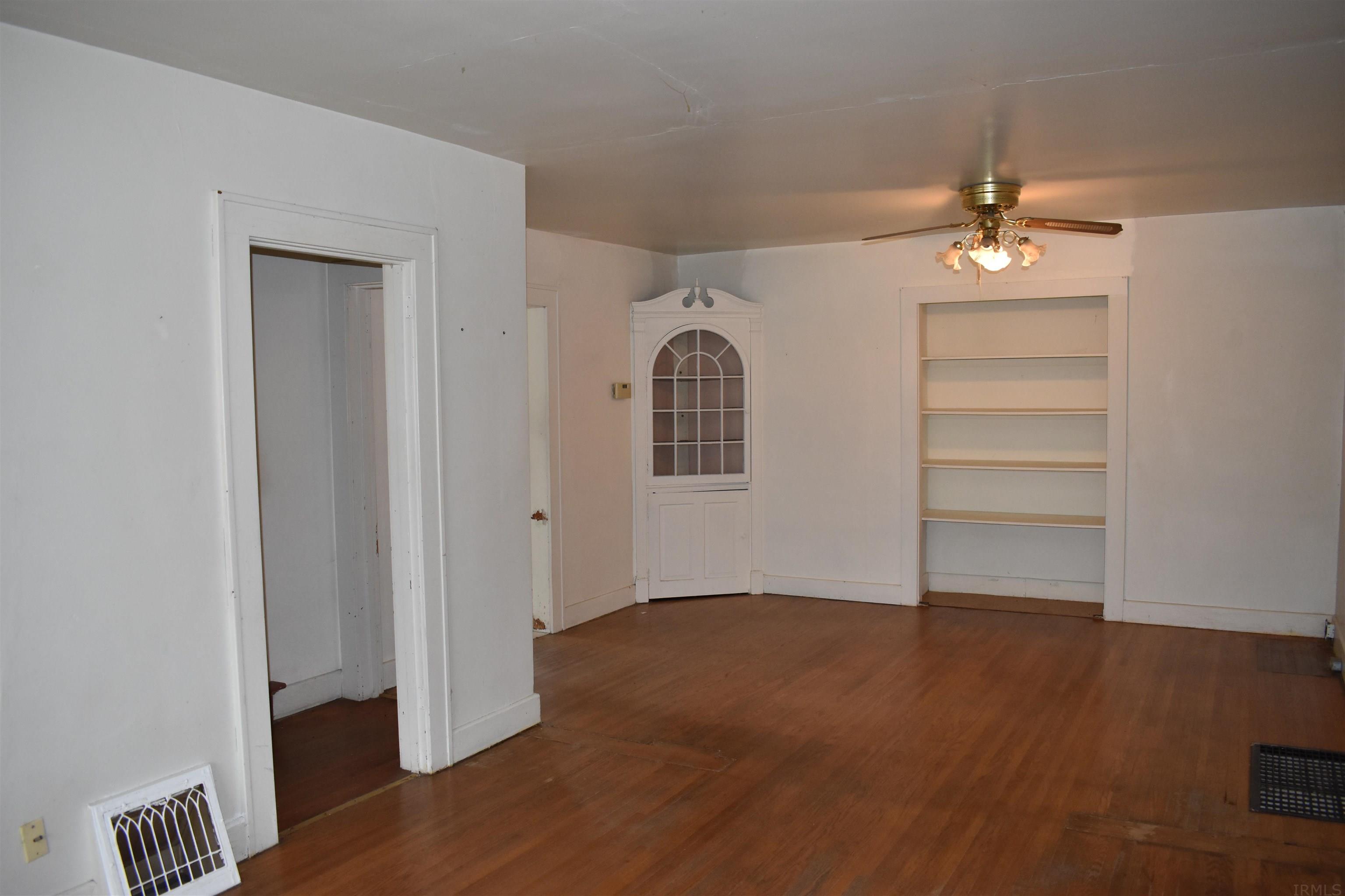10811 Coldwater Road Fort Wayne, IN 46845 - Photo 13 of 36 Gallery Image 13