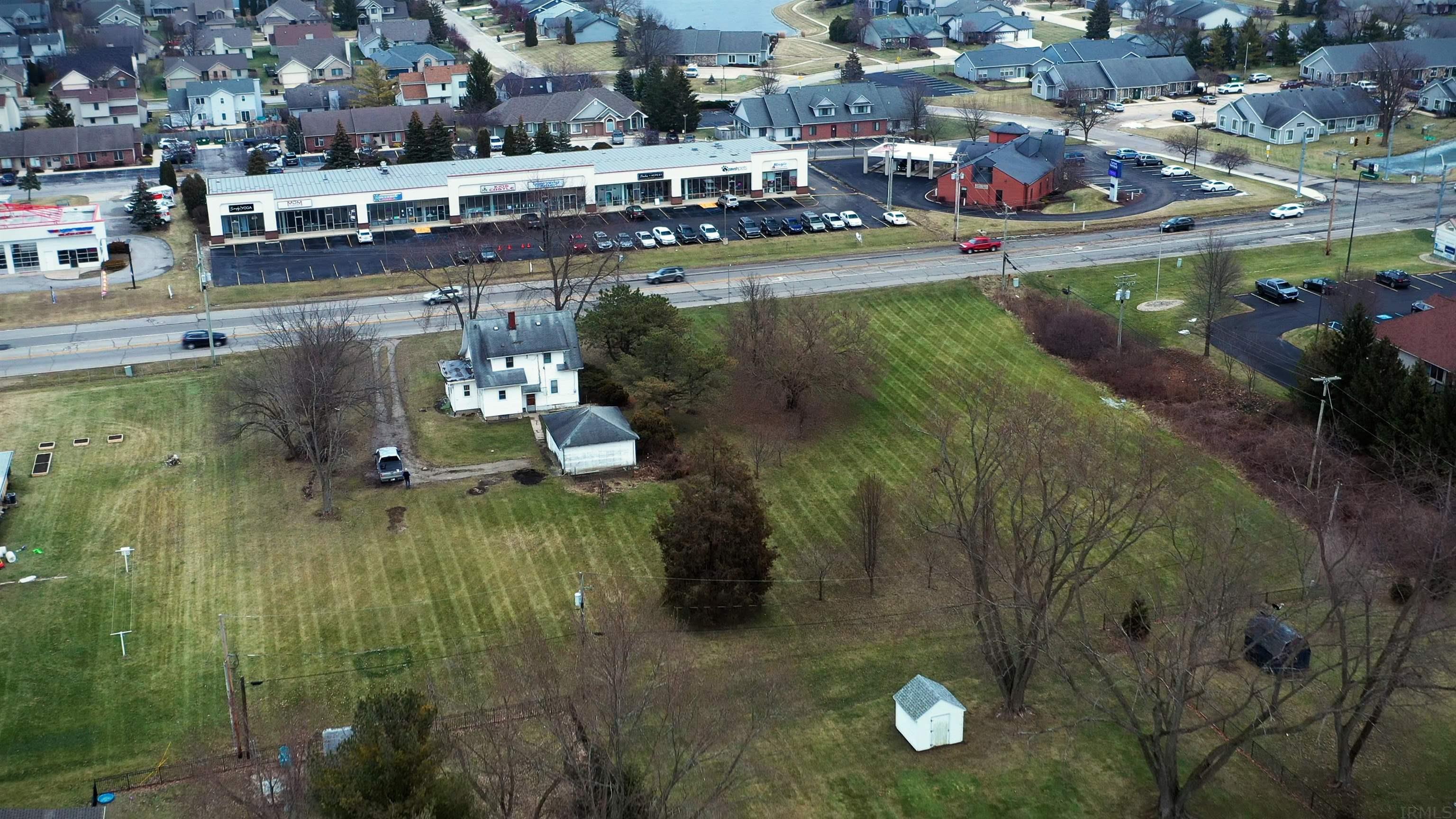 10811 Coldwater Road Fort Wayne, IN 46845 - Photo 24 of 36 Gallery Image 24