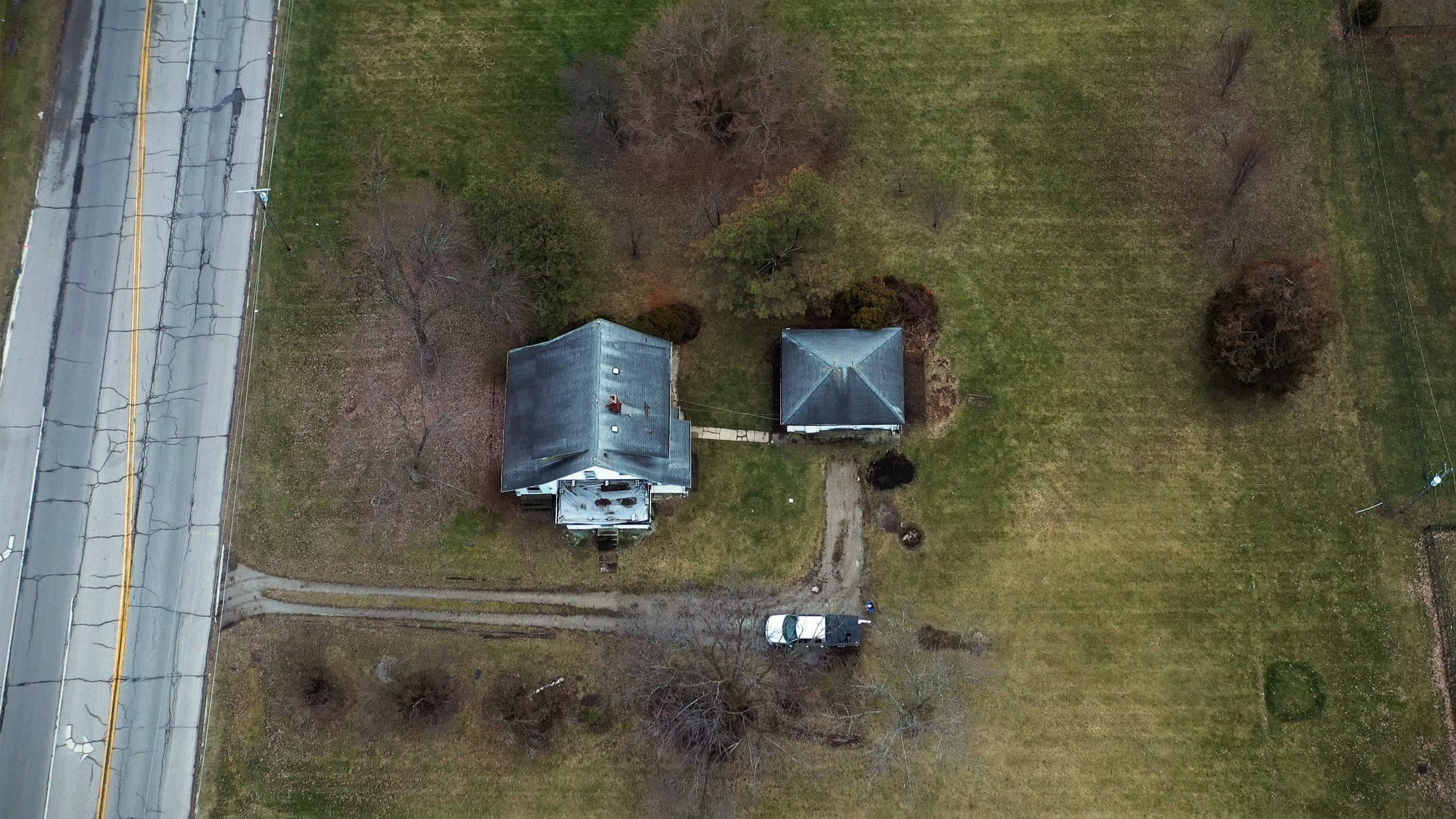 10811 Coldwater Road Fort Wayne, IN 46845 - Photo 28 of 36 Gallery Image 28