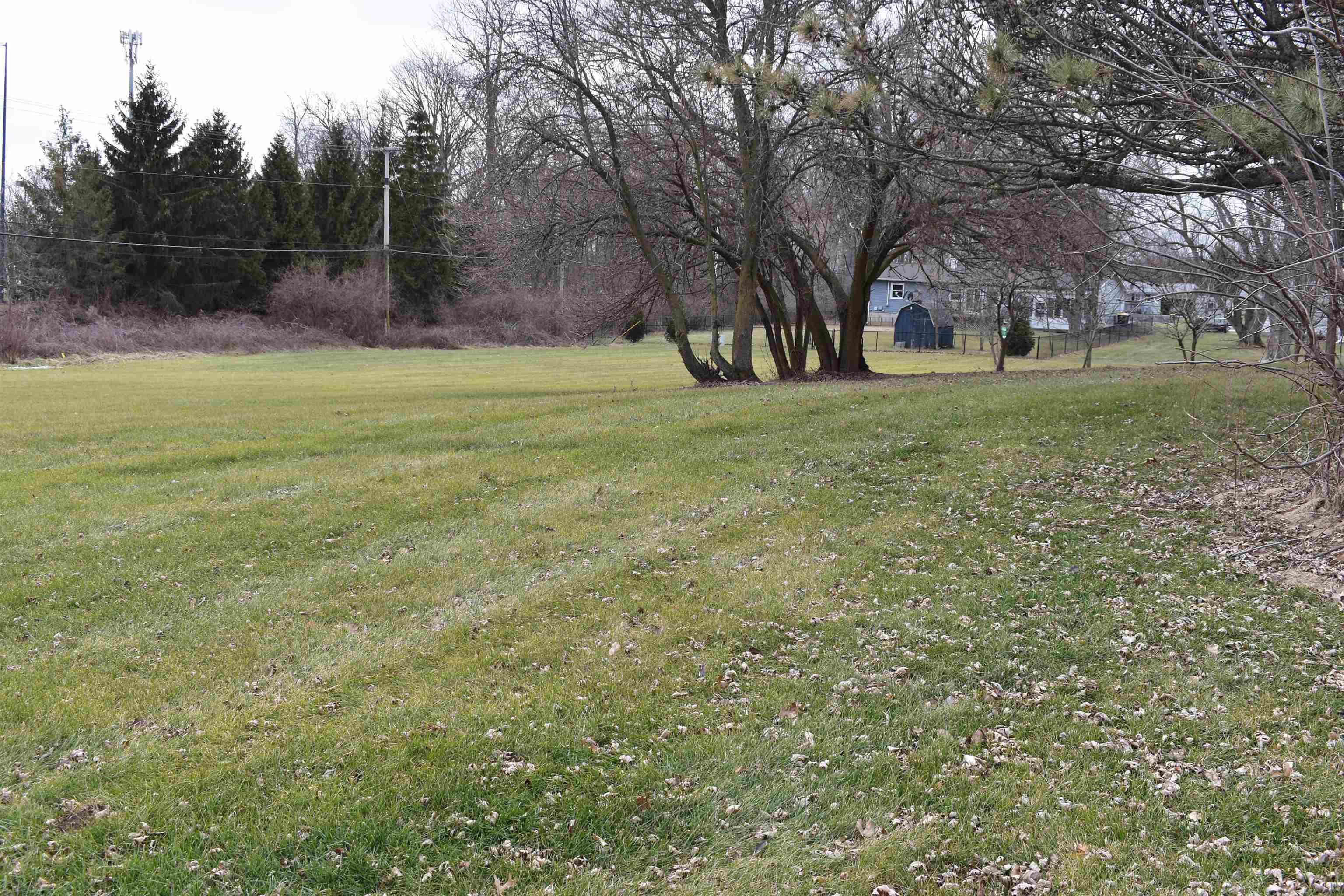 10811 Coldwater Road Fort Wayne, IN 46845 - Photo 3 of 36 Gallery Image 3