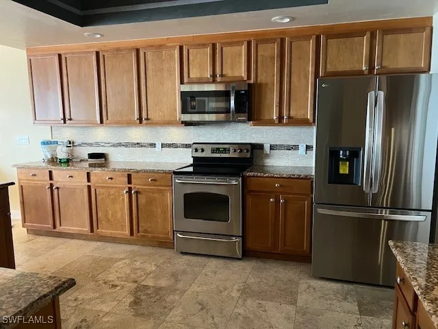 $6,700 | 2104 West First Street, Unit 1002, Fort Myers, FL 33901