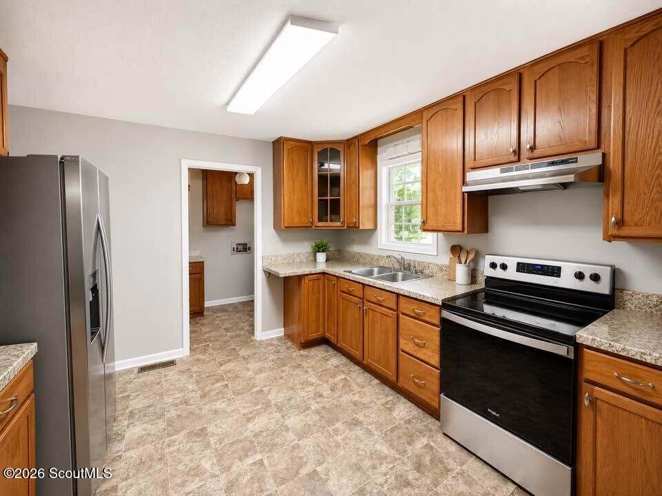 2329 Ware Street Blackshear, GA 31516 - Photo 8 of 23
