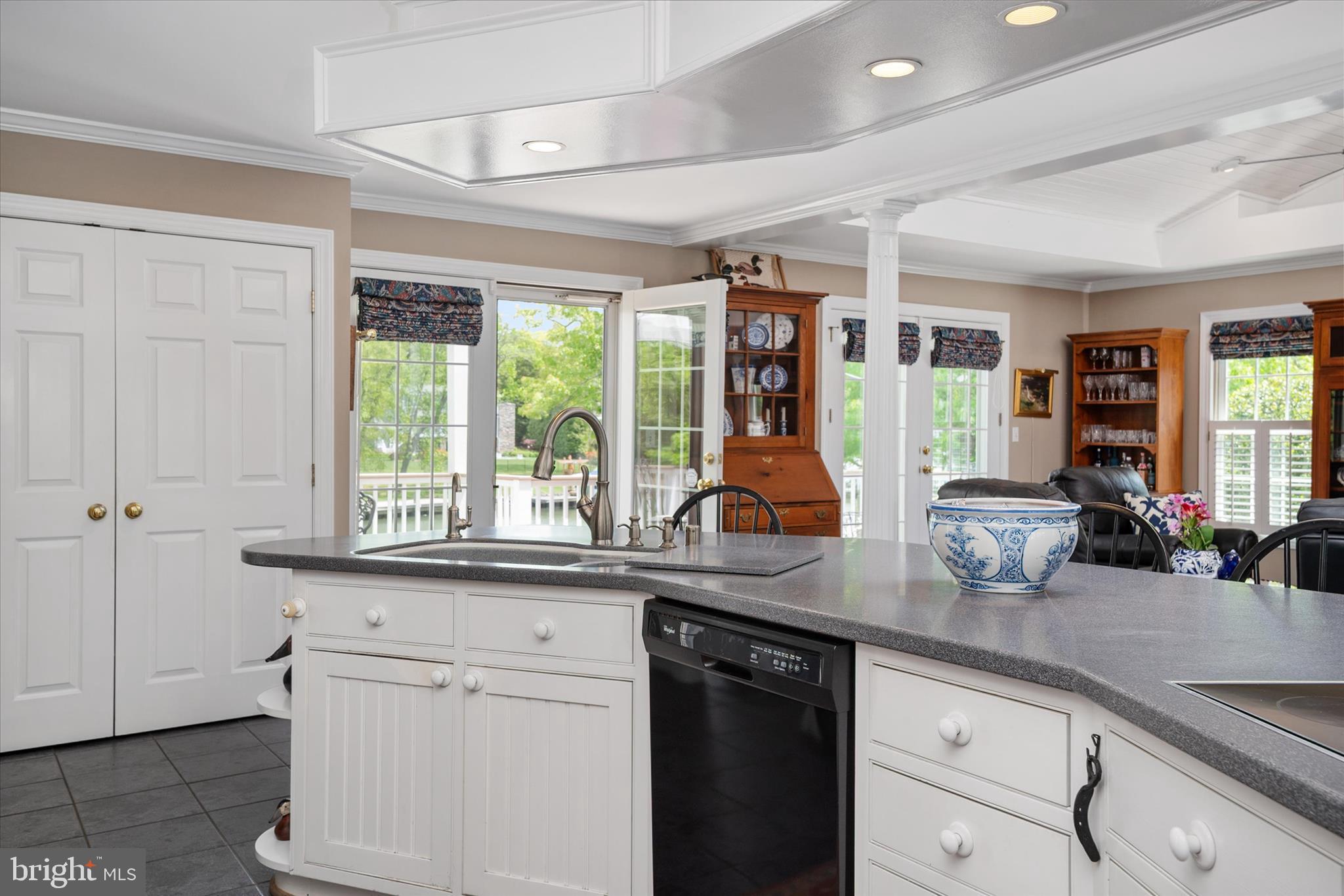 3718 Ramsgate Drive Annapolis, MD 21403 - Photo 39 of 101 kitchen off family room