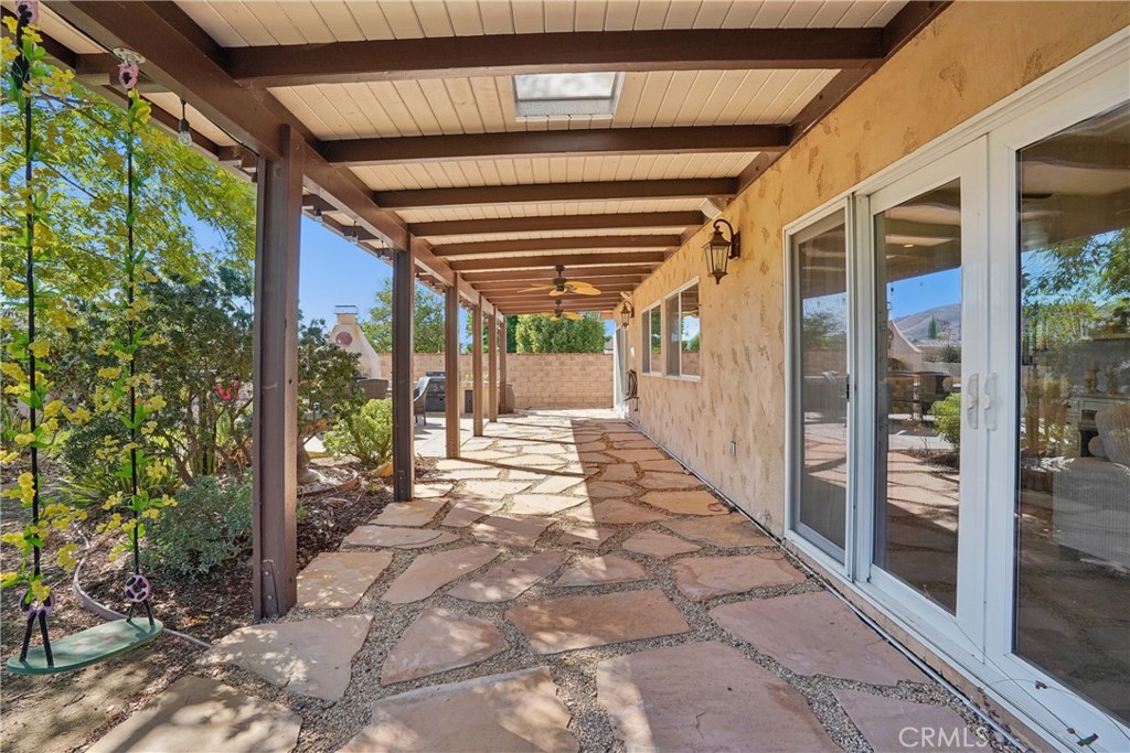 42 Kanan Road Oak Park, CA 91377 - Photo 48 of 65 Gallery Image 48
