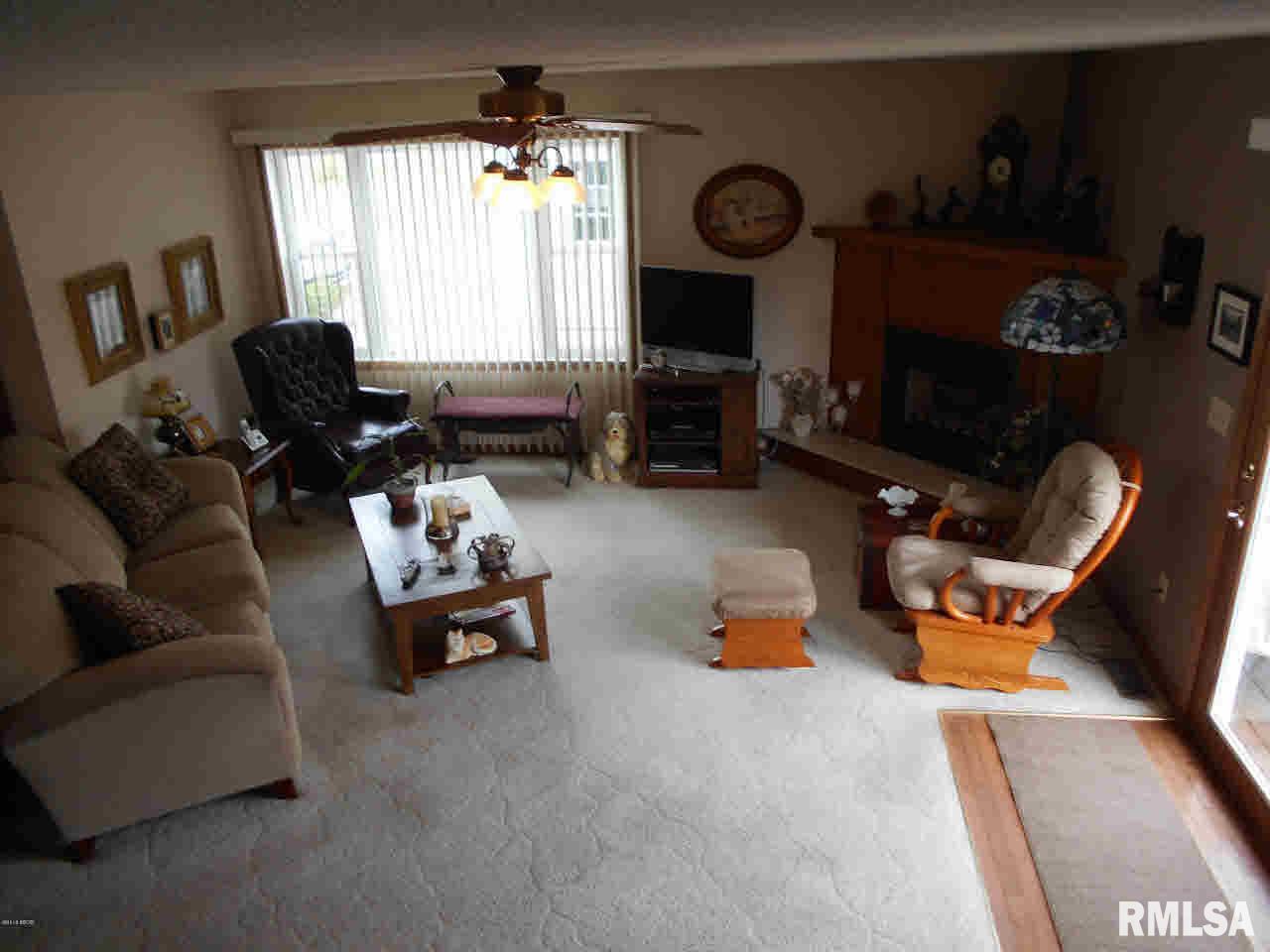 305 Hemlock Lane Flora, IL 62839 - Photo 25 of 50 Gallery Image 25