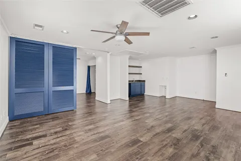 $899,000 | 4710 Laurel Street, Bellaire, TX 77401