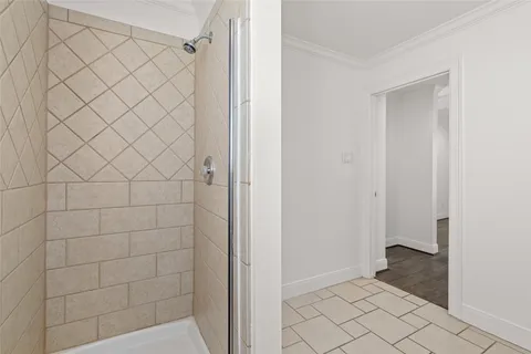 $899,000 | 4710 Laurel Street, Bellaire, TX 77401