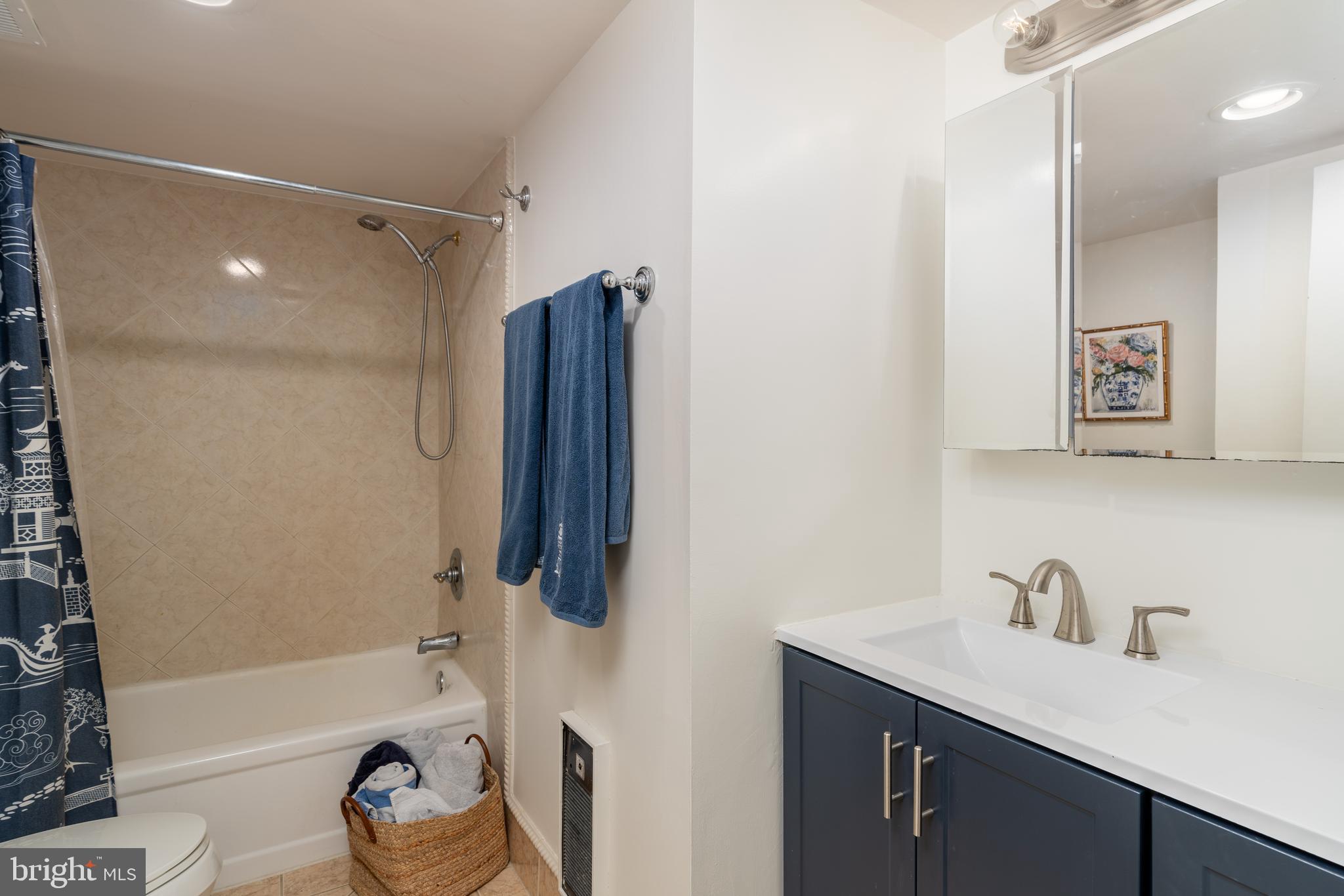 1245 13th Street Northwest, Unit 103 Washington, DC 20005 - Photo 19 of 24 Second Bathroom