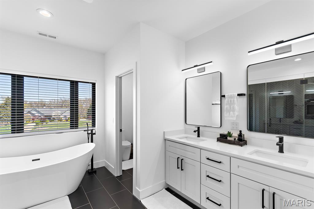 10010 Schuessler Road St. Louis, MO 63128 - Photo 22 of 43