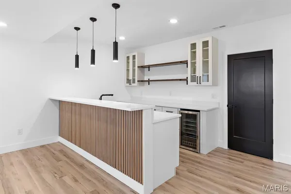 $1,650,000 | 10010 Schuessler Road, St. Louis, MO 63128