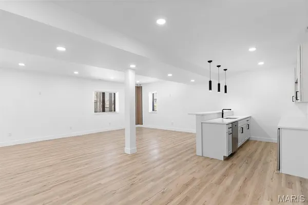 $1,650,000 | 10010 Schuessler Road, St. Louis, MO 63128