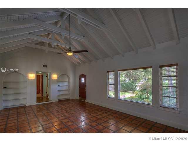 5224 Alton Road Miami Beach, FL 33140 - Photo 13 of 16