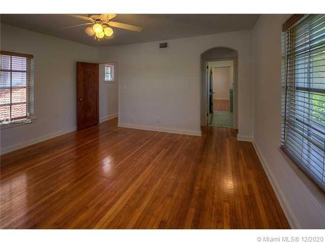 5224 Alton Road Miami Beach, FL 33140 - Photo 16 of 16