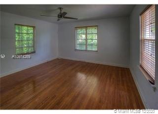 5224 Alton Road Miami Beach, FL 33140 - Photo 3 of 16