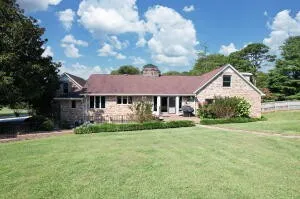 $699,900 | 201 County Road 577, Englewood, TN 37329