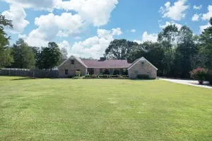 $699,900 | 201 County Road 577, Englewood, TN 37329
