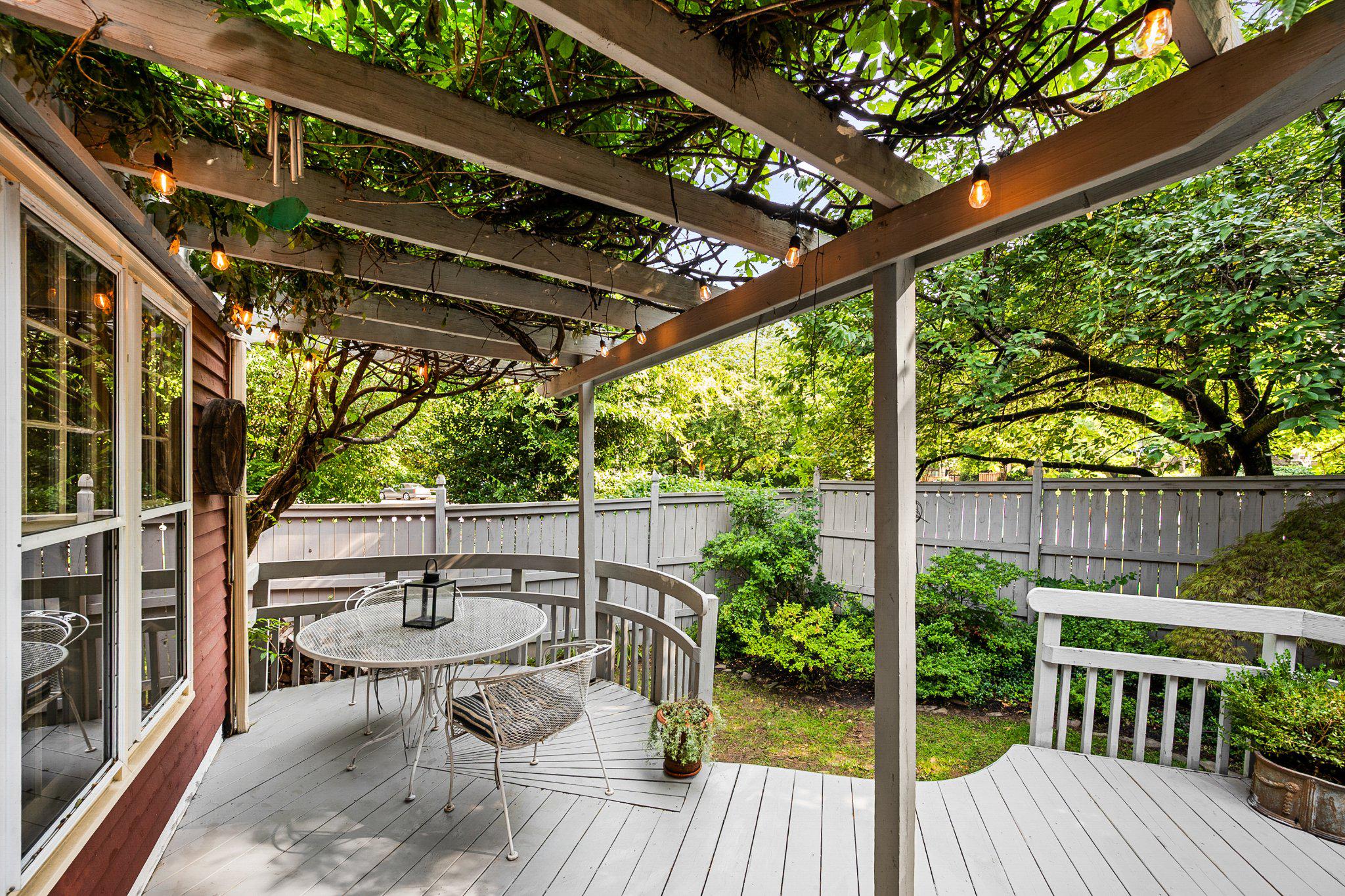 2085 Cobblestone Lane Reston, VA 20191 - Photo 2 of 64 Enjoy afternoons under the Wisteria vines