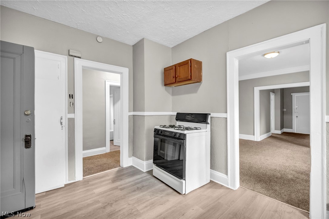 1550 Belmar Road, Unit 2 East Cleveland, OH 44118 - Photo 8 of 35 Gallery Image 8