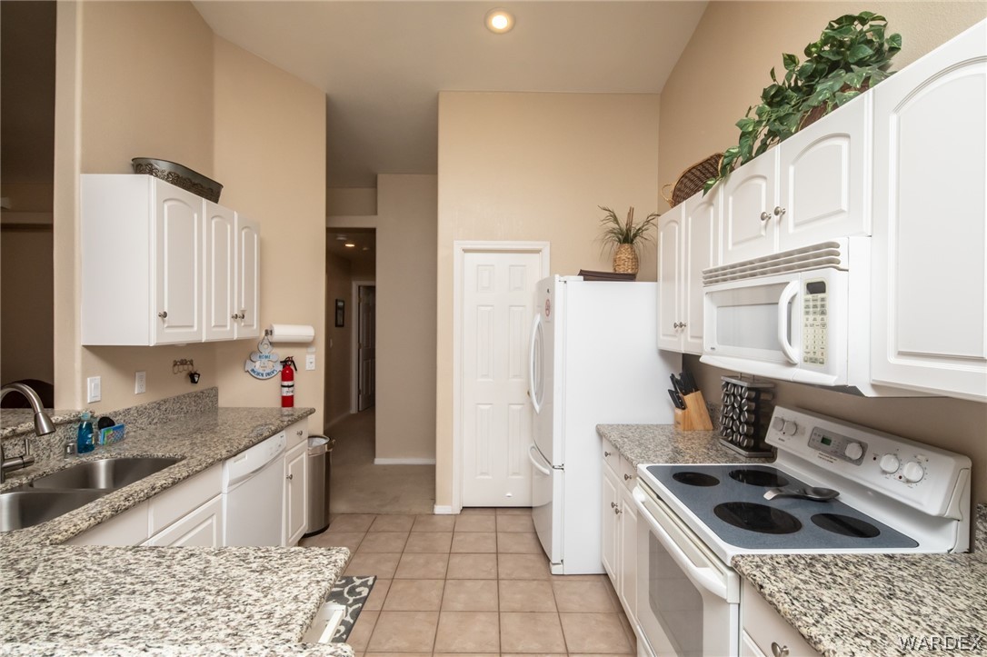 830 Campbell Road Bullhead City, AZ 86429 - Photo 16 of 43 Gallery Image 16