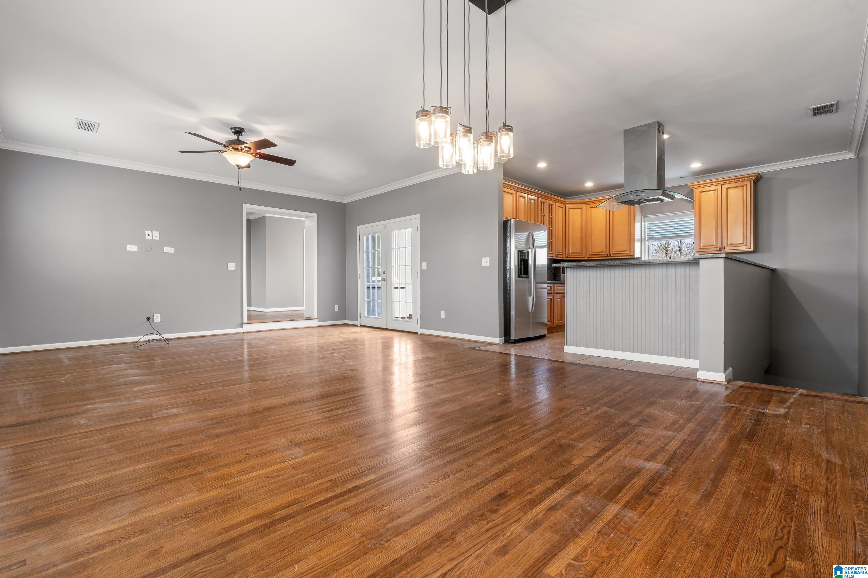 521 Shades Crest Road Birmingham, AL 35226 - Photo 9 of 45