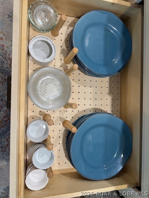 2293 Standing Rock Road Camdenton, MO 65020 - Photo 31 of 99 ADJUSTABLE China / Pots & Pans Drawer Storage w/ N