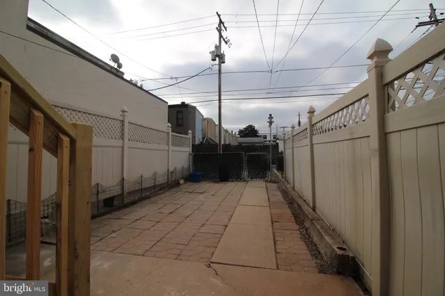 a view of a pathway of a building