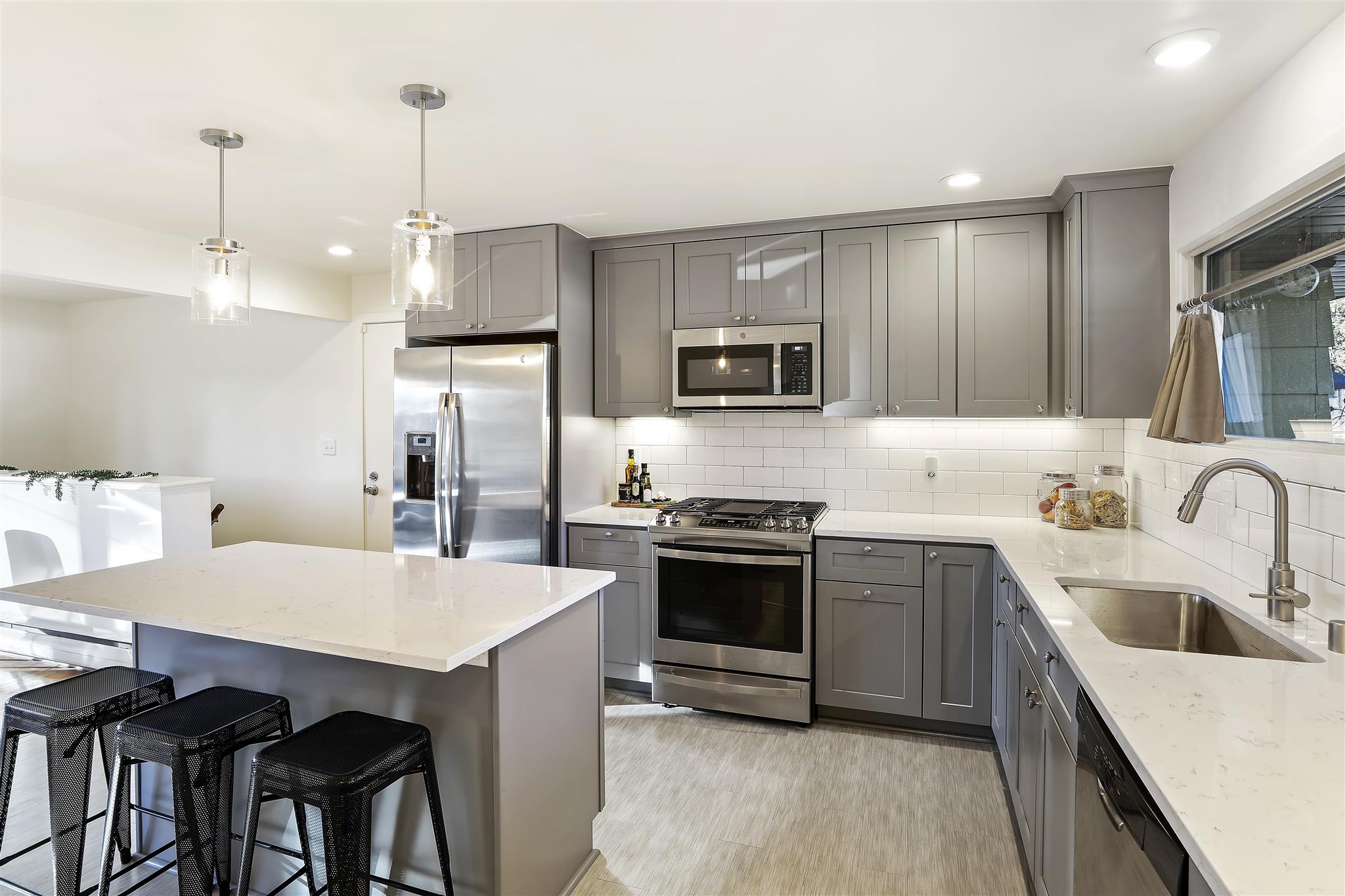 3723 West Beacon Avenue Spokane, WA 99208 - Photo 4 of 29