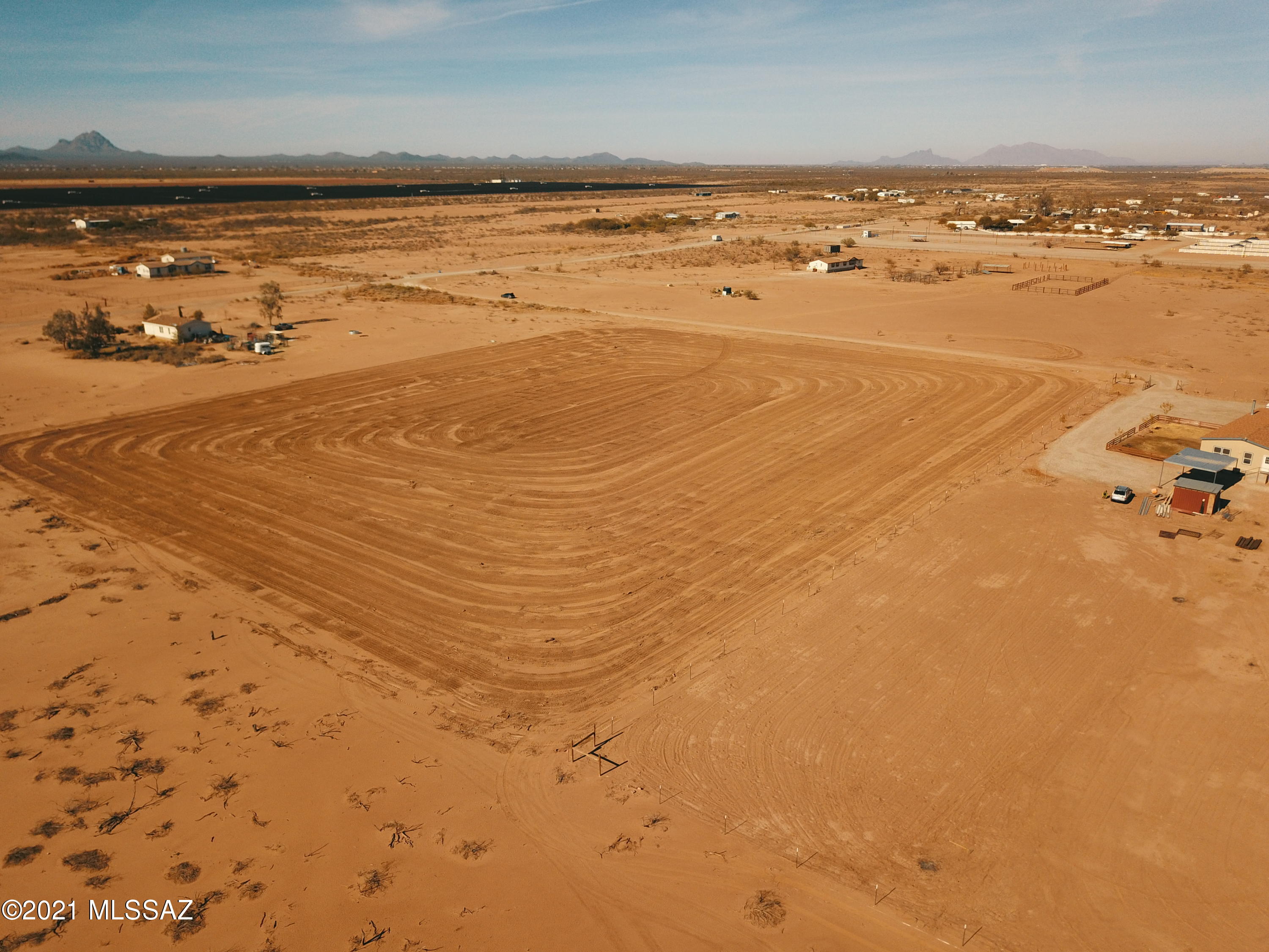 9004 Ghost Ranch Road Marana, AZ 85653 - Photo 4 of 12 Gallery Image 4