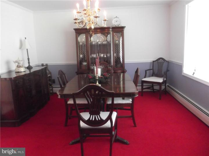 102 Rotterdam Road East Holland, PA 18966 - Photo 5 of 21 Dining Room