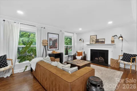 $775,000 | 1910 Wensley Drive, Charlotte, NC 28210