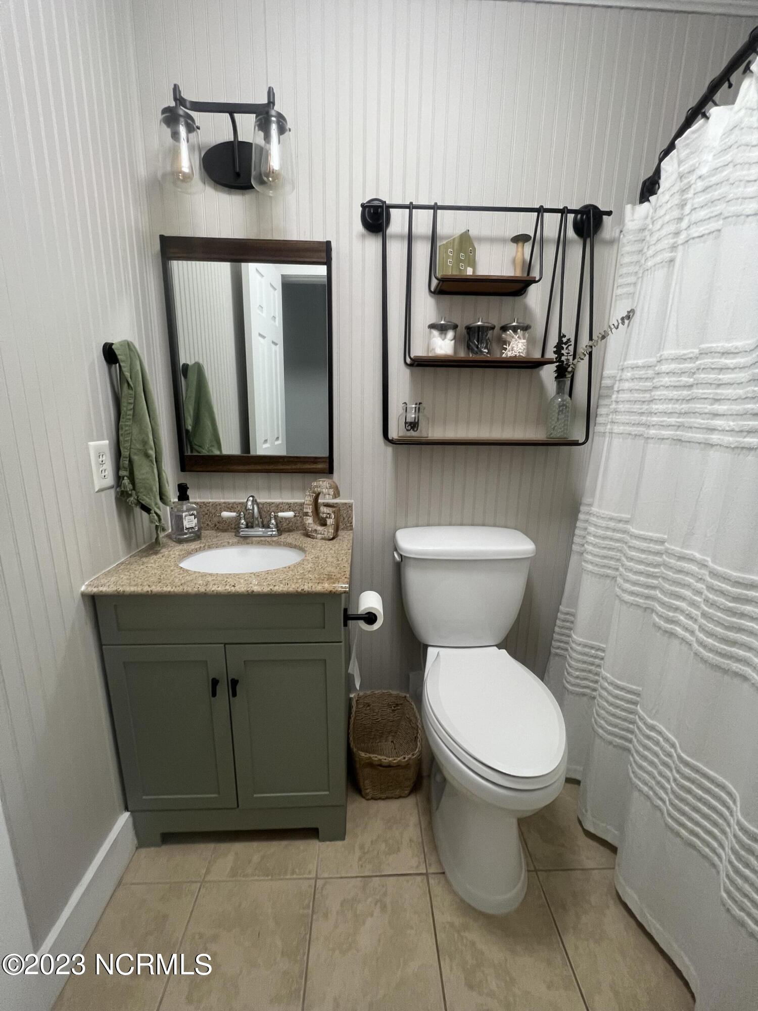 3103 Old Gate Road Morehead City, NC 28557 - Photo 8 of 28 Guest Bathroom