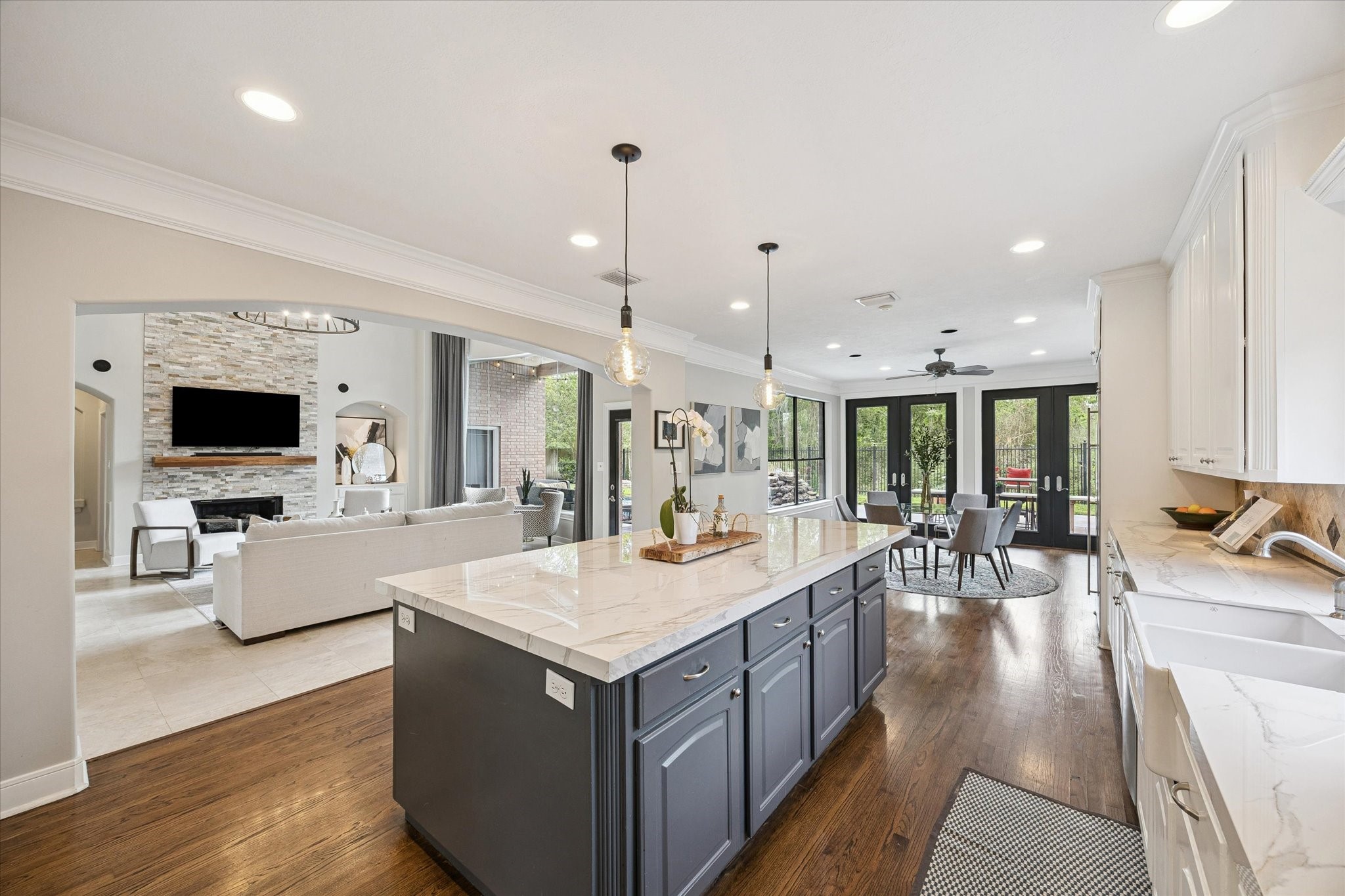 12711 Rock Falls Way Houston, TX 77041 - Photo 11 of 48