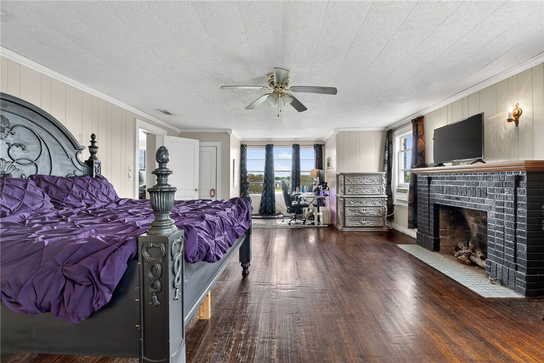 119 East Houston Street Refugio, TX 78377 - Photo 27 of 37