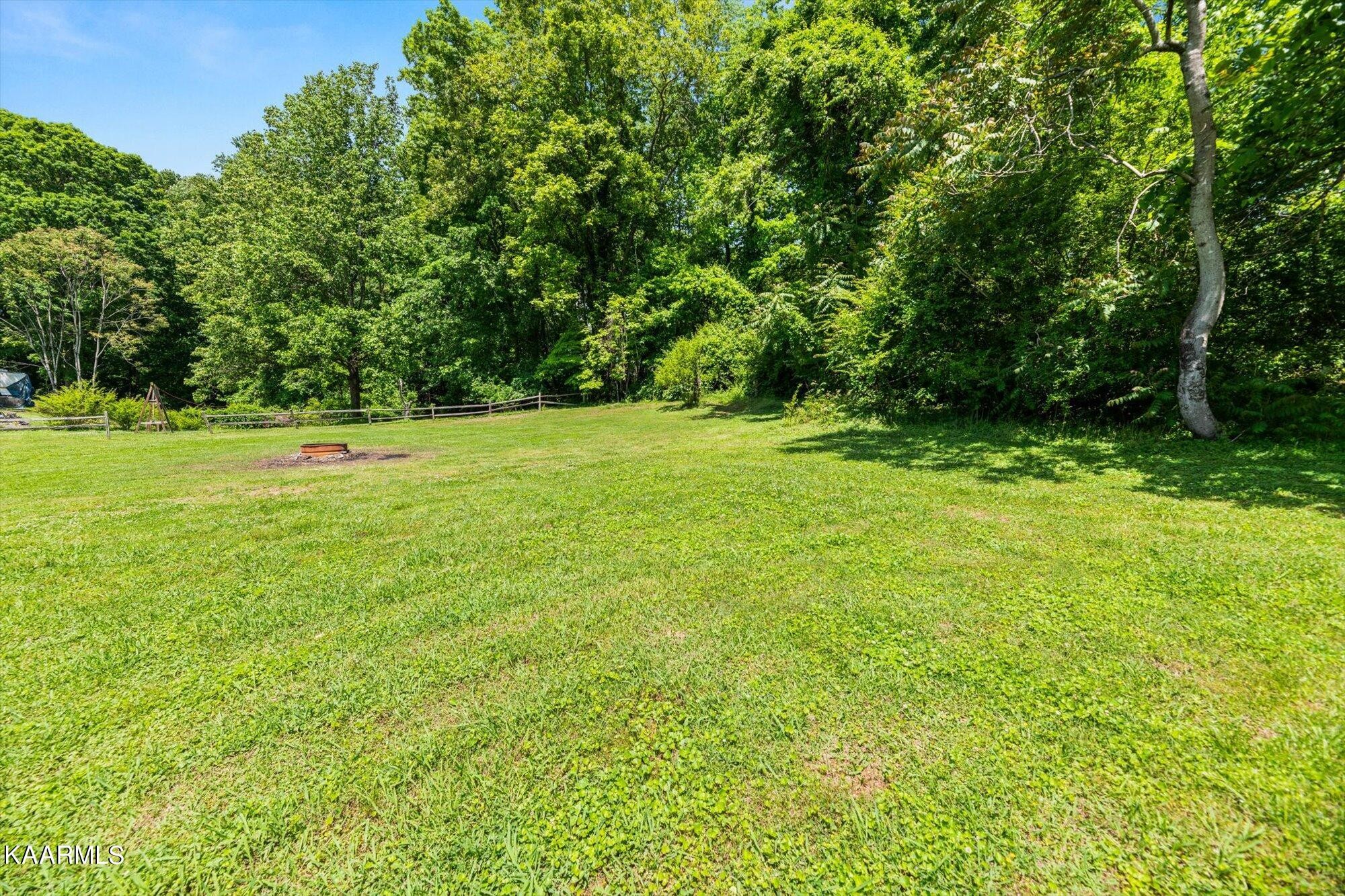 133 Oak Road Norris, TN 37828 - Photo 23 of 24 a view of outdoor space and yard